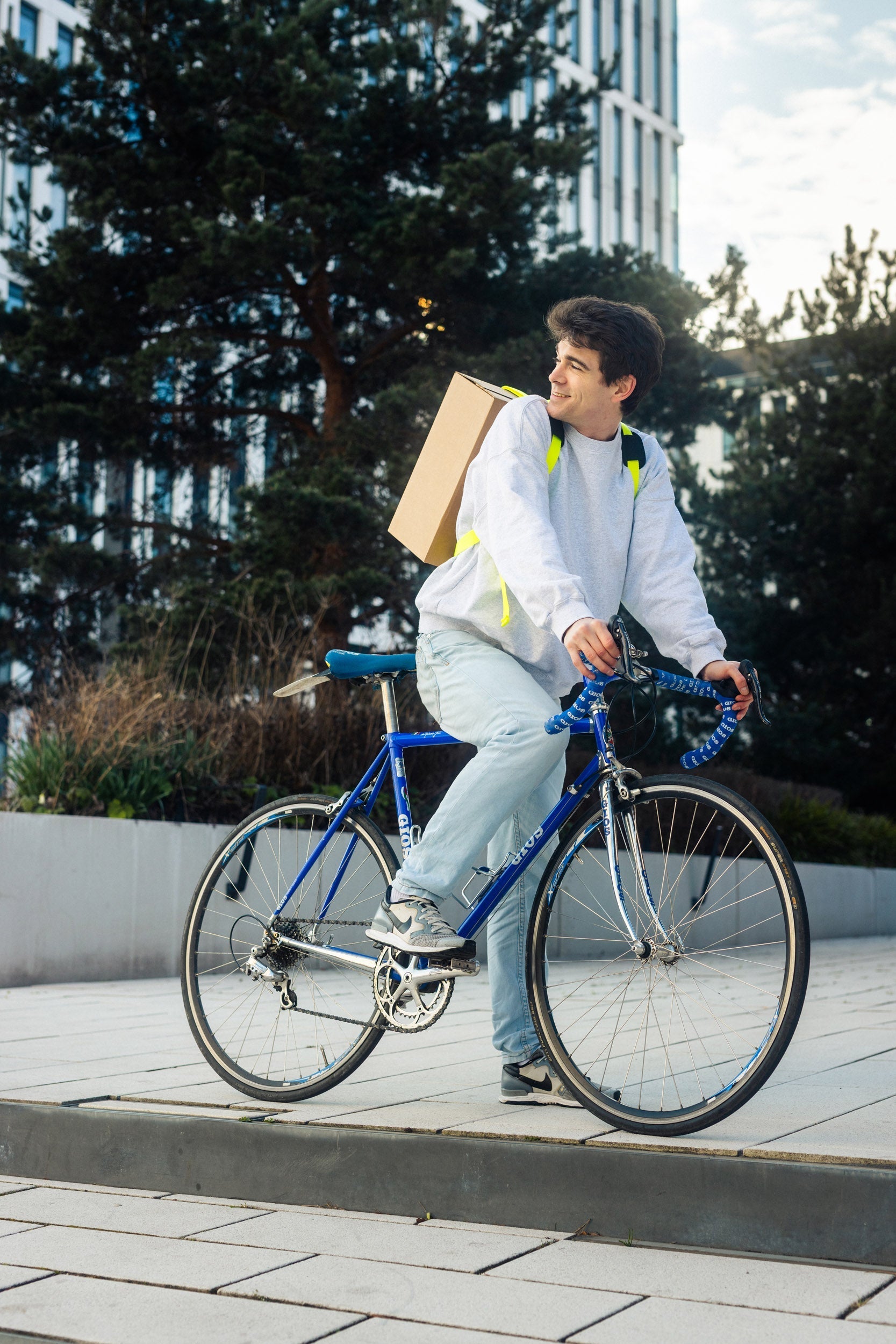 Pakete transportieren – eine einfache Lösung für den Alltag