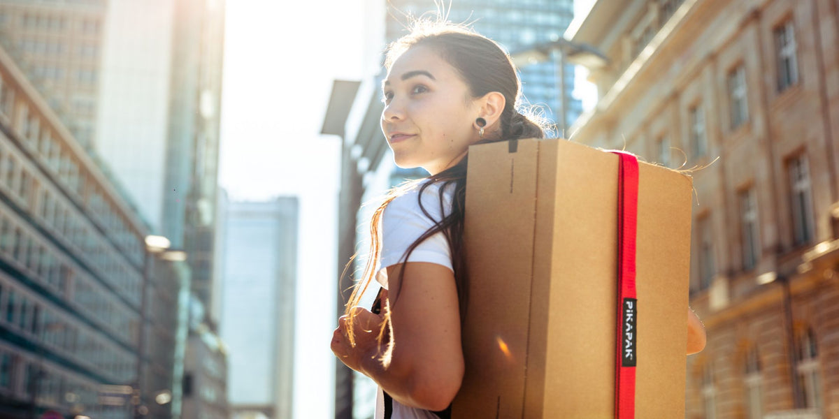 PIKAPAK | The first parcel backpack - transport parcels easily!